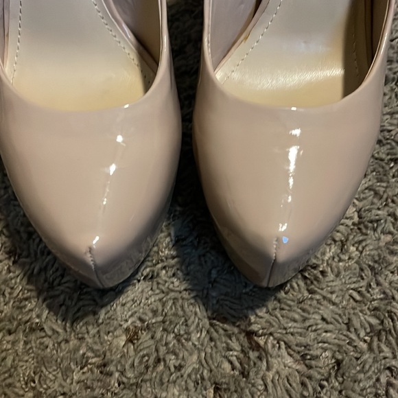 Steve Madden Deja Vu Fawn Patent 8.5 - Picture 3 of 5